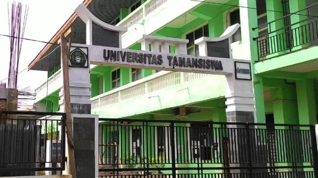 Menyelami Keunggulan Universitas Tamansiswa Padang